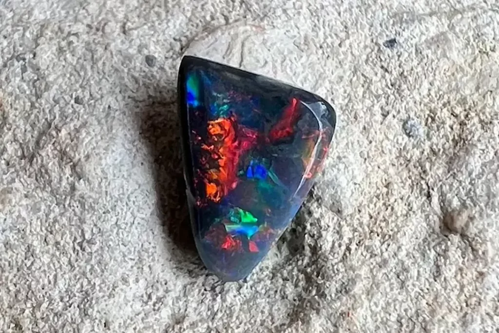 Lightning Ridge Black Opals for Sale